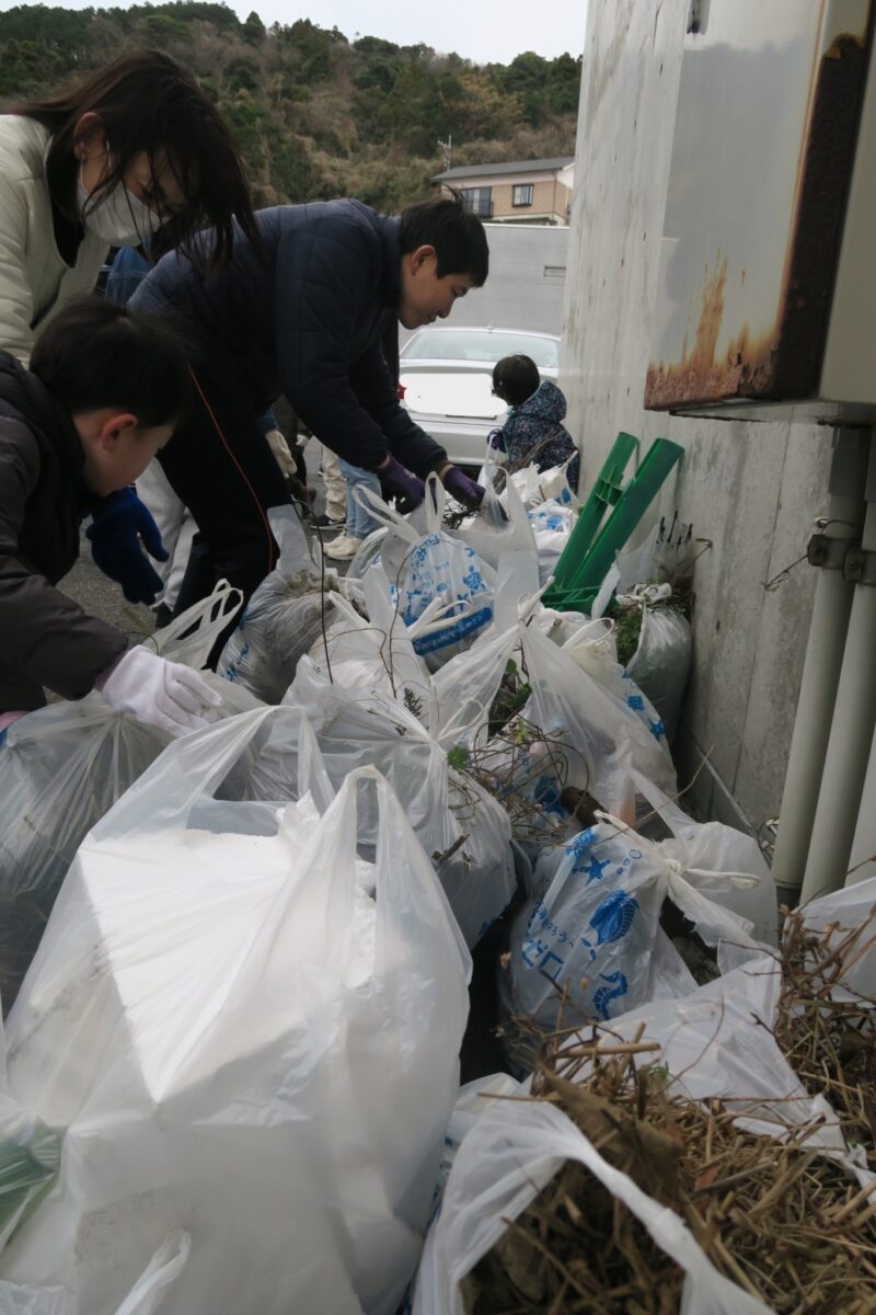 あいと地球と競売人自主企画実行委員会