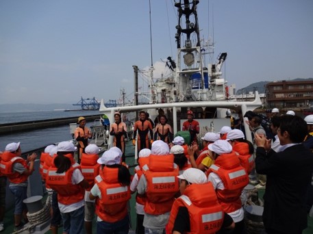 巡視船や潜水士の訓練を見学 呉海上保安部へ見学に行こう 海と日本project 日本財団