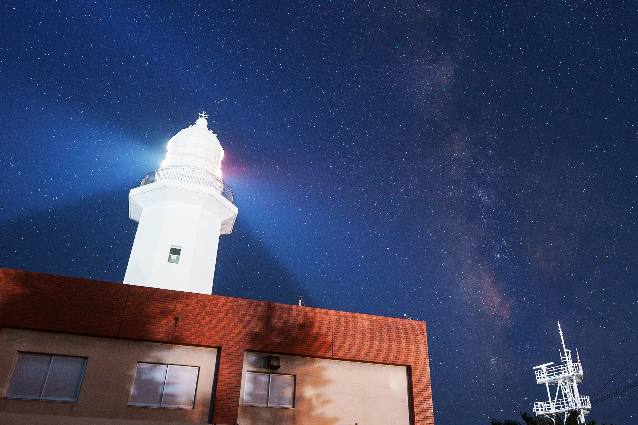 ロマンたっぷり夜の灯台を楽しむチャンス。千葉、野島埼灯台で星空観察会